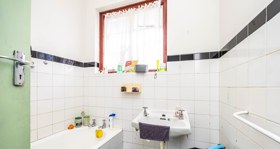 3 Bedroom Property for Sale in Cambridge Eastern Cape